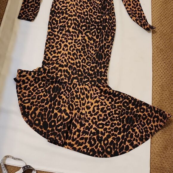 Pretty little thing cheetah print dress size 6 - Picture 2 of 7